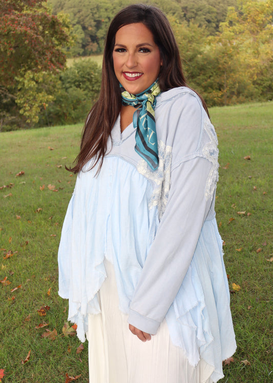 Daisy Asymmetrical Hem Hoodie - Baby Blue