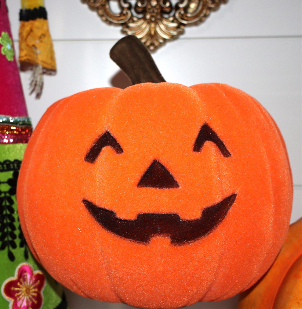 Flocked Jack-O-Lantern w Revolving Lights