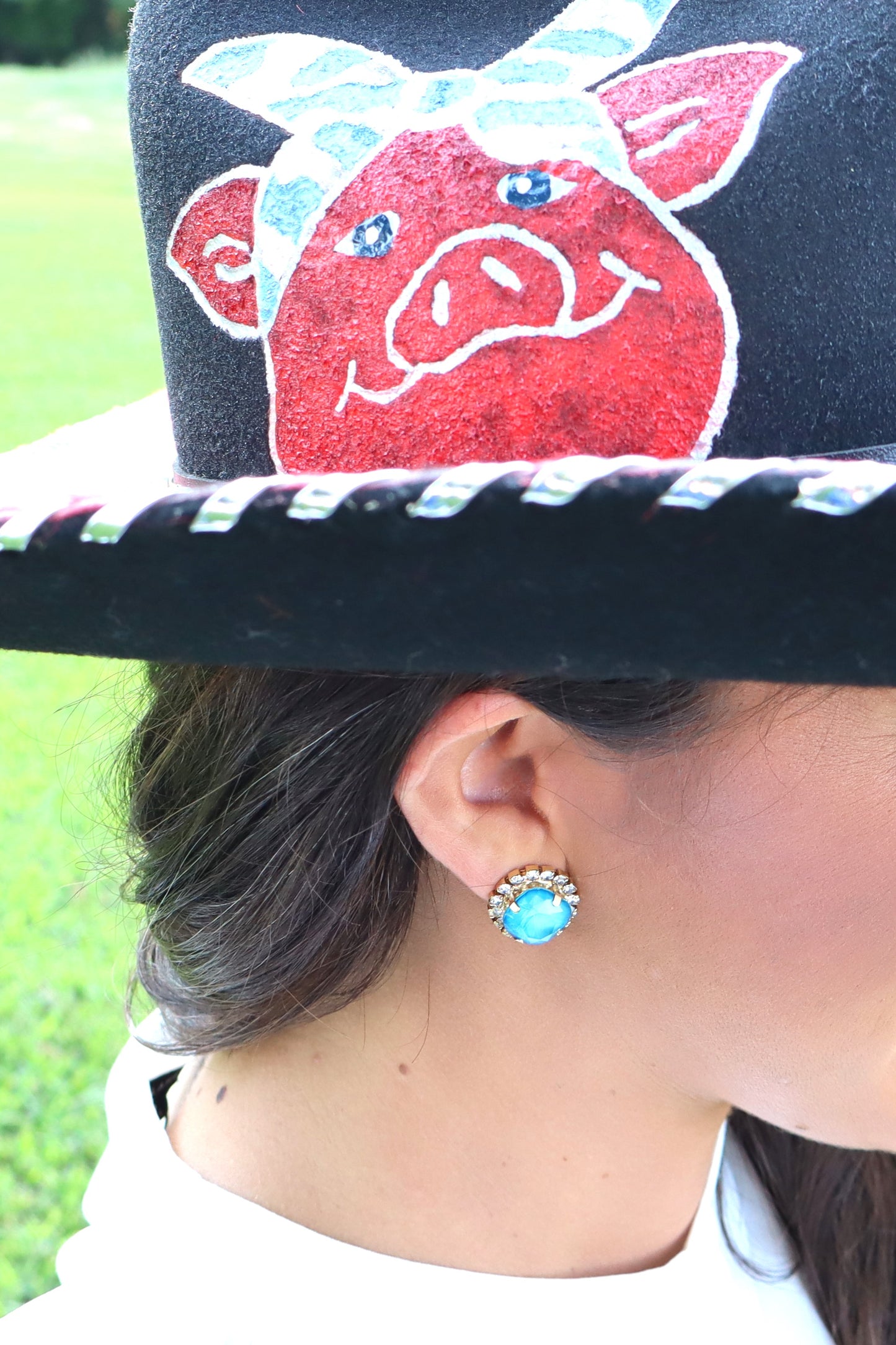 Mega Studs in POP Antique Gold - Blue