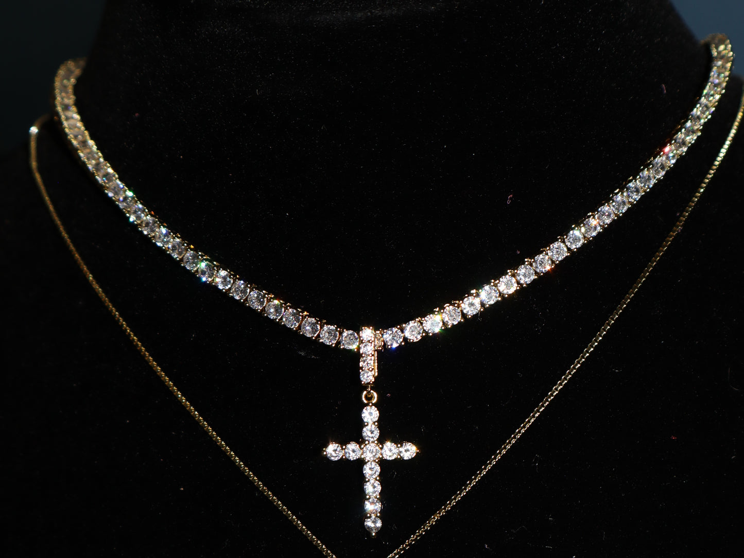 Mini Pavé Cross Pendant - Gold