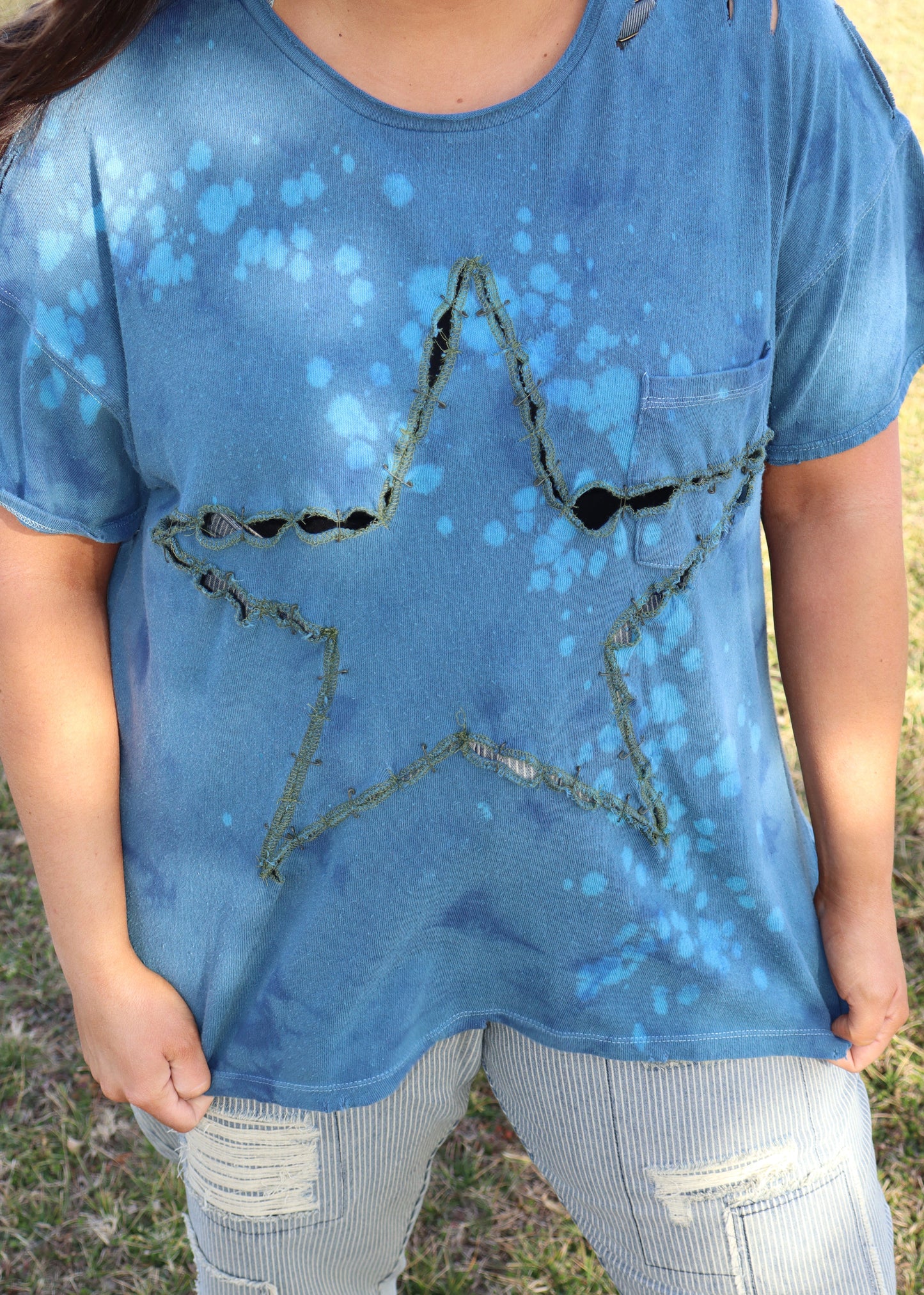 Out of Touch Tee - Dark Teal Star