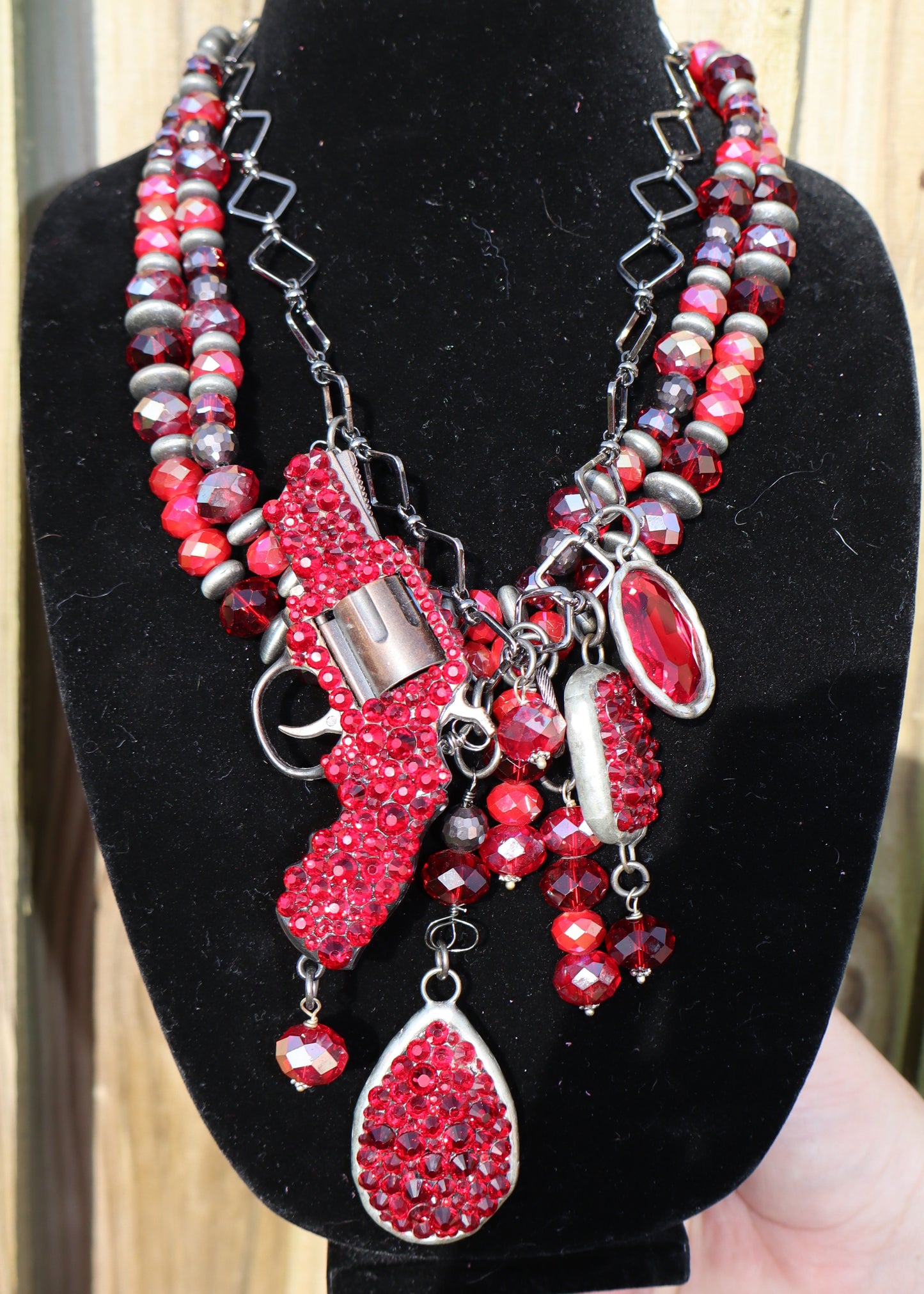 Smoke and Barrel Necklace - Red