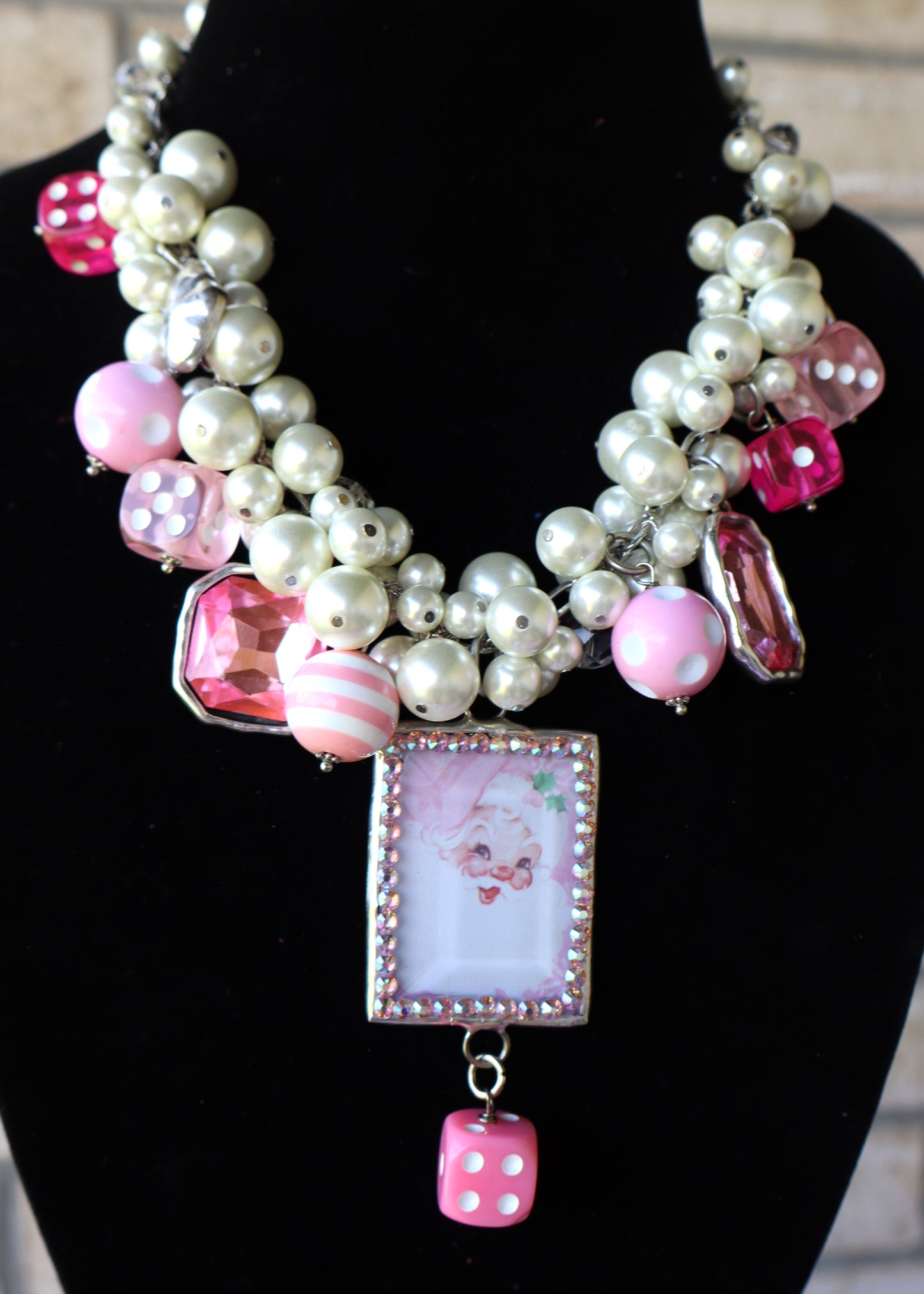 Vintage Pearl Christmas Necklace - Baby Pink