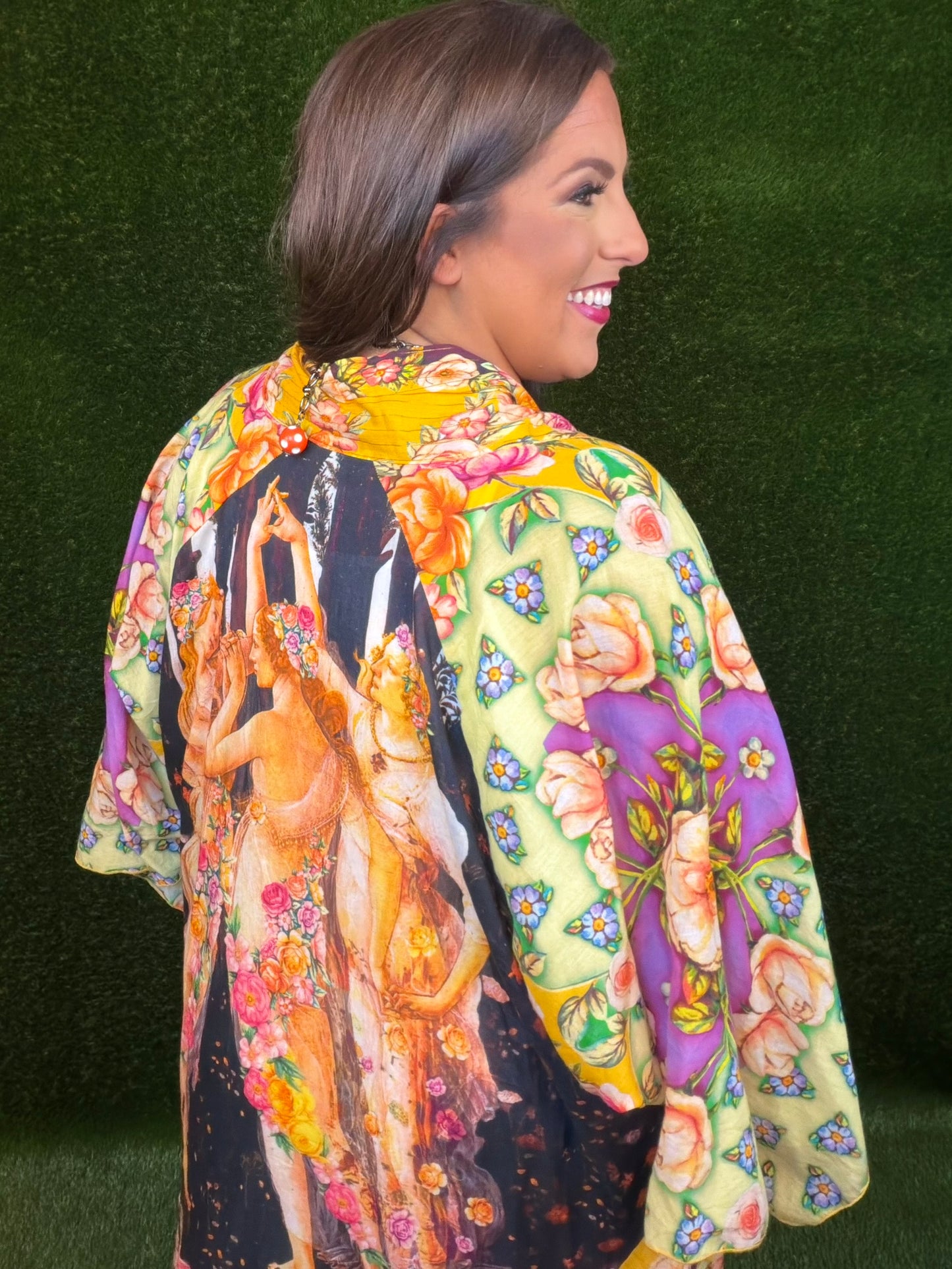 Venera Kingdom Kimono - Golden Night