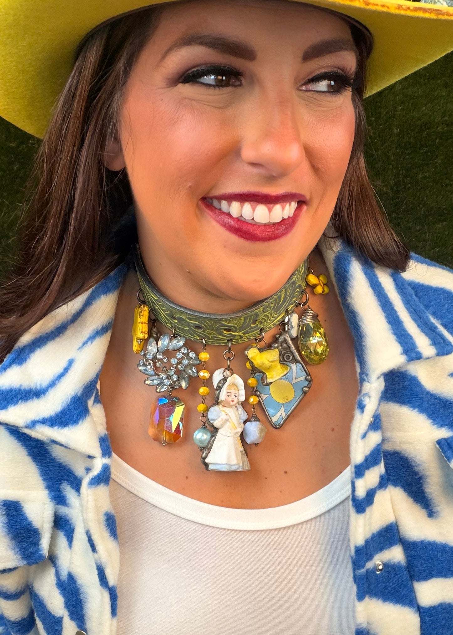 Holland Choker Necklace - Blue/Yellow