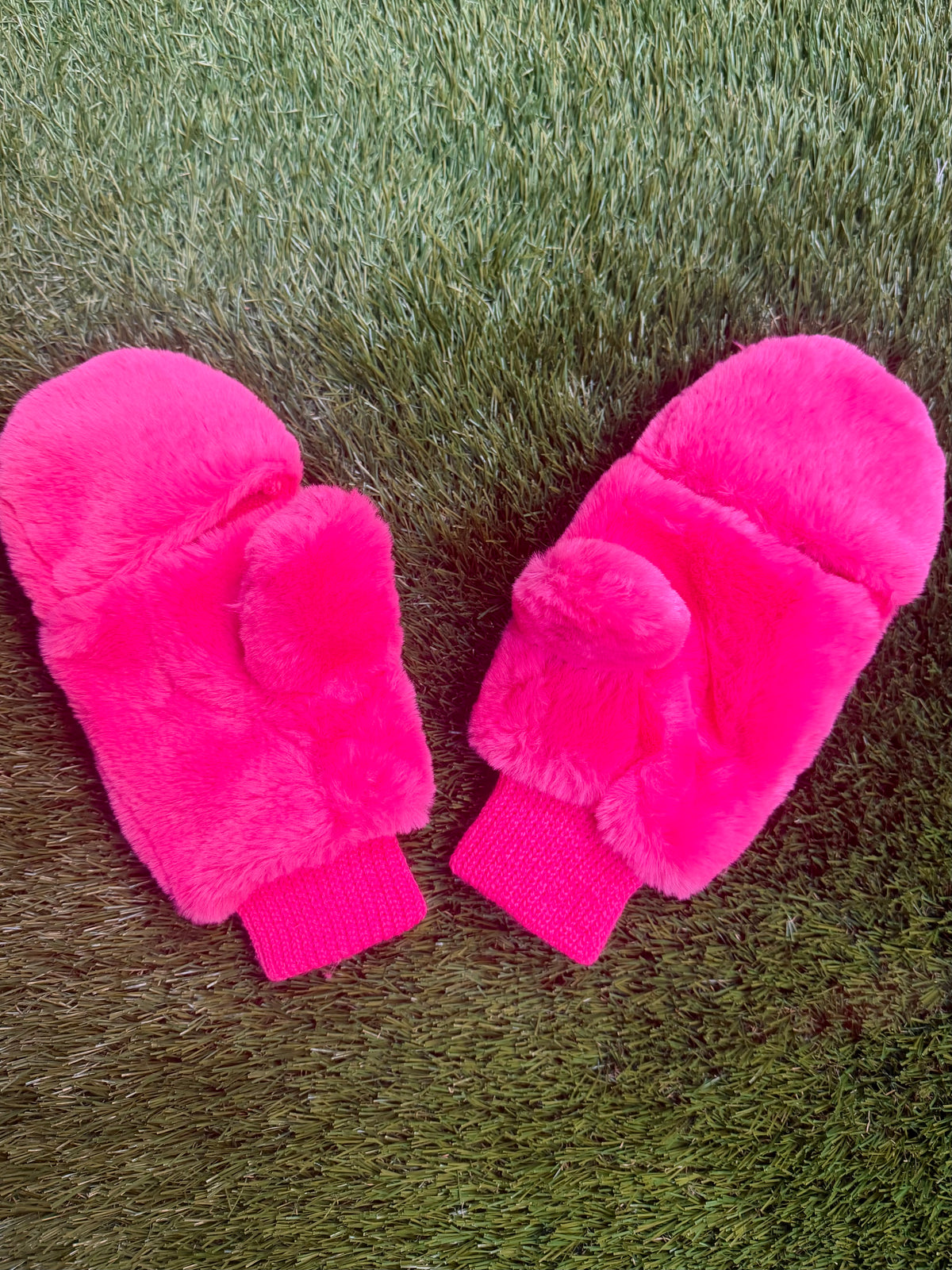 Candyland Mittens - Hot Pink