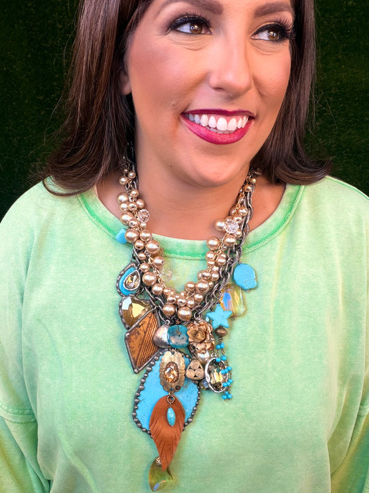 Flitted Feather Necklace