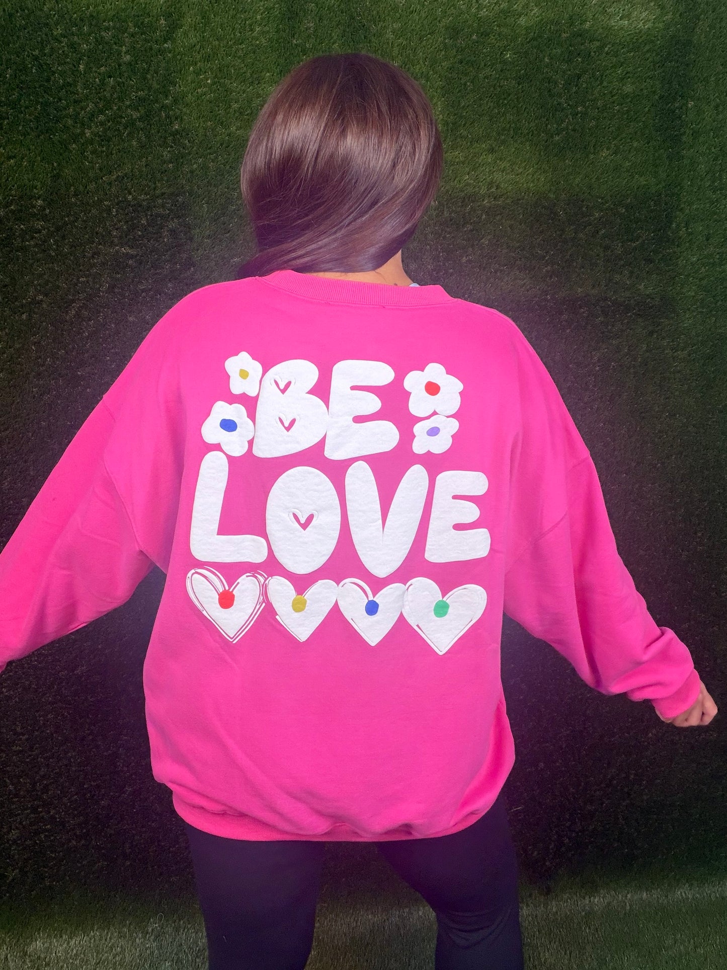 French Terry Graphic Be Love Pullover Sweatshirt - Pink