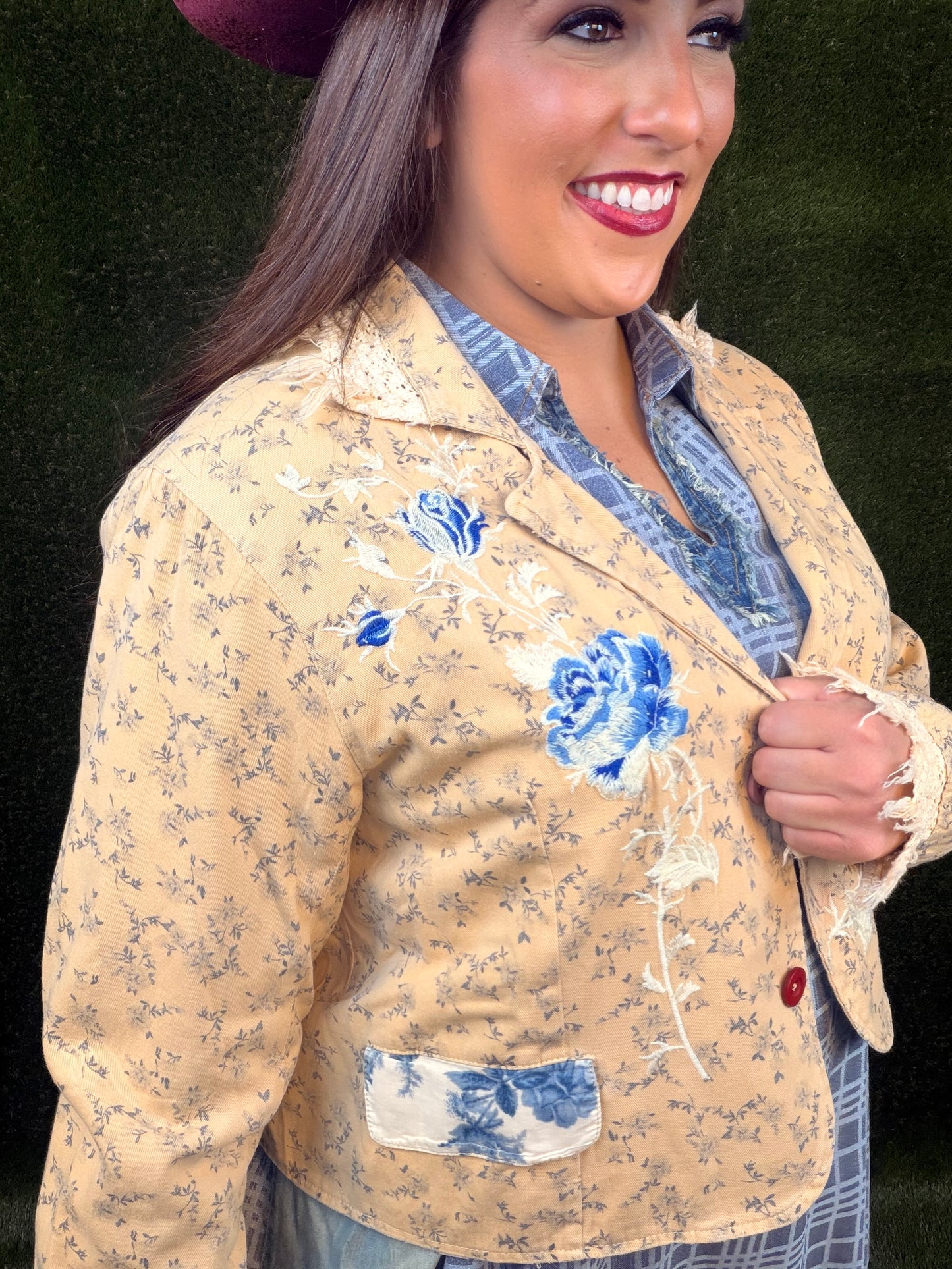 Flora Blue Jacket - Cream