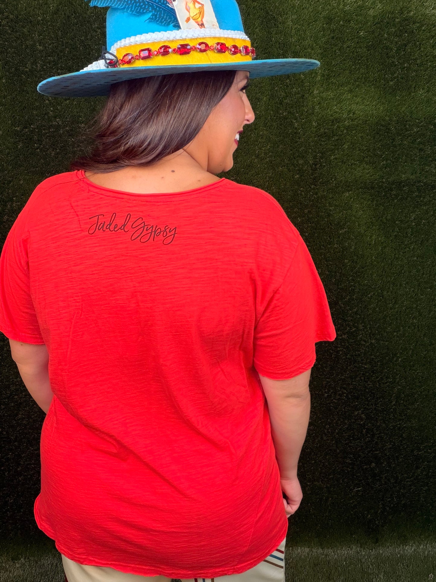 Moon Dance Solid V-Neck Tee - Red
