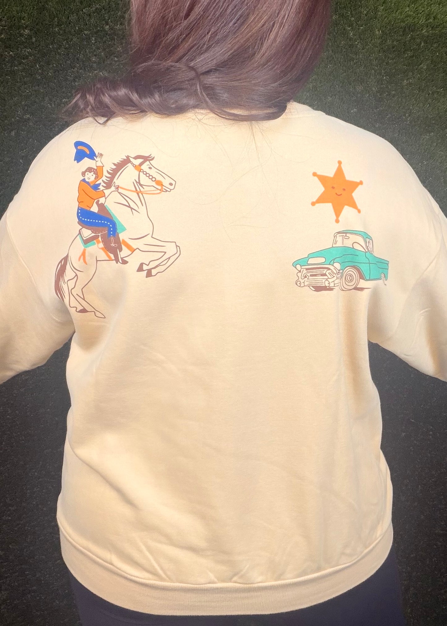 Western Graphic Howdy Sweatshirt - Taupe