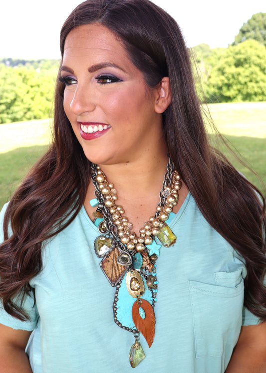 Flitted Feather Necklace
