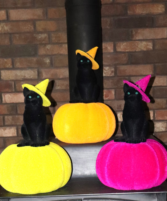 Flocked Cat on Pumpkin w/ Hat