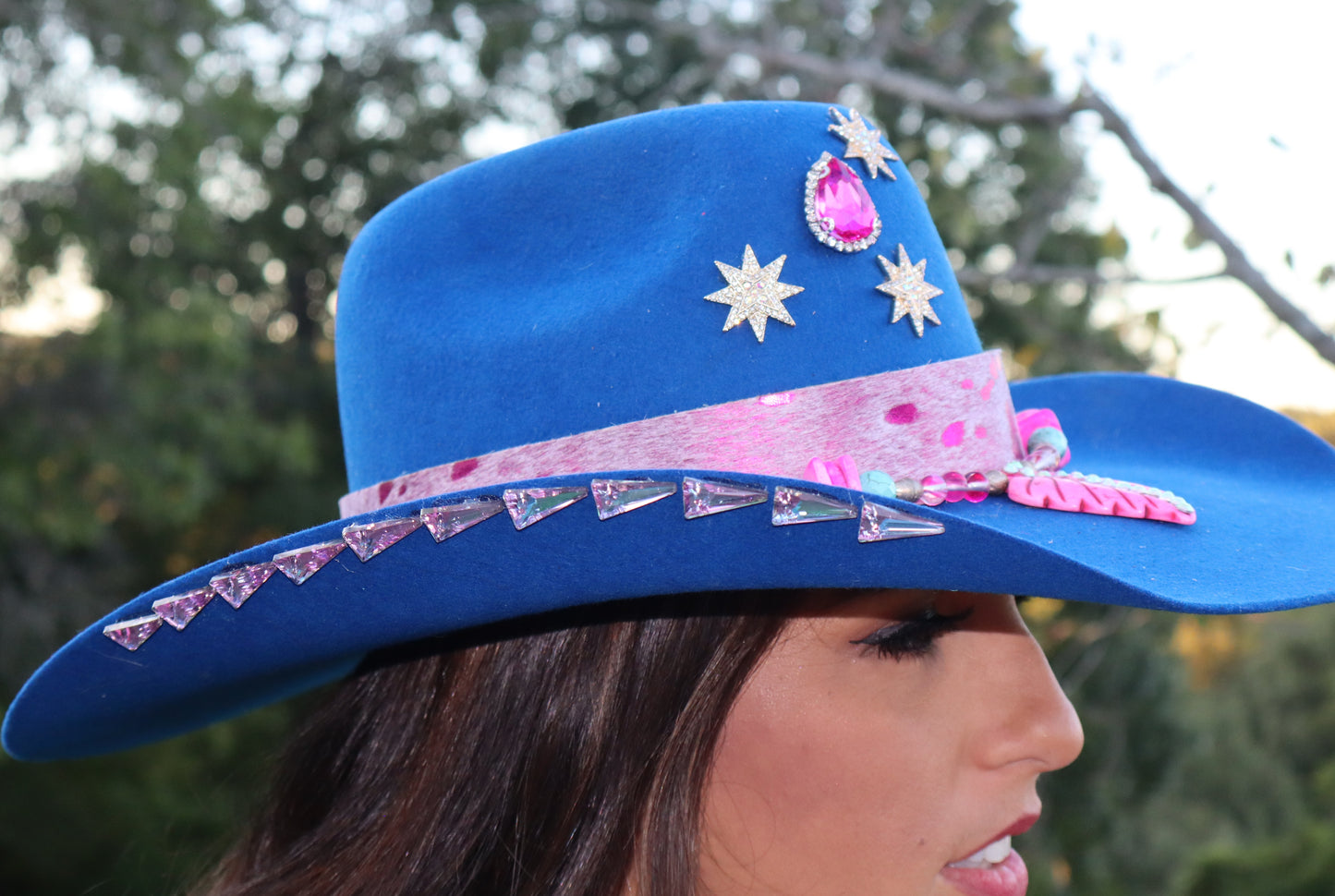 Light As A Feather Cowboy Hat - Royal Blue/Hot Pink - Size 7 1/4