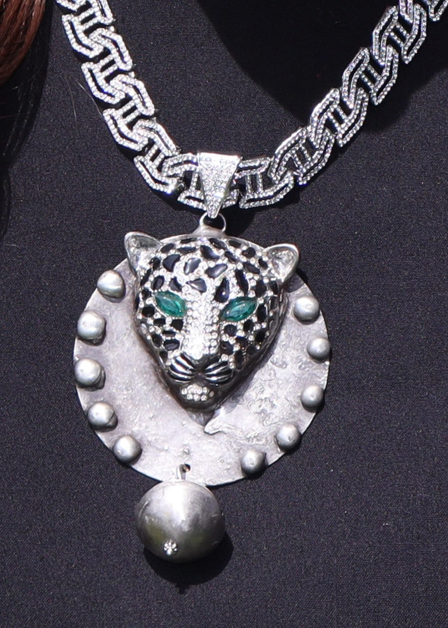 Look Me in My Green Eyes Leopard Necklace