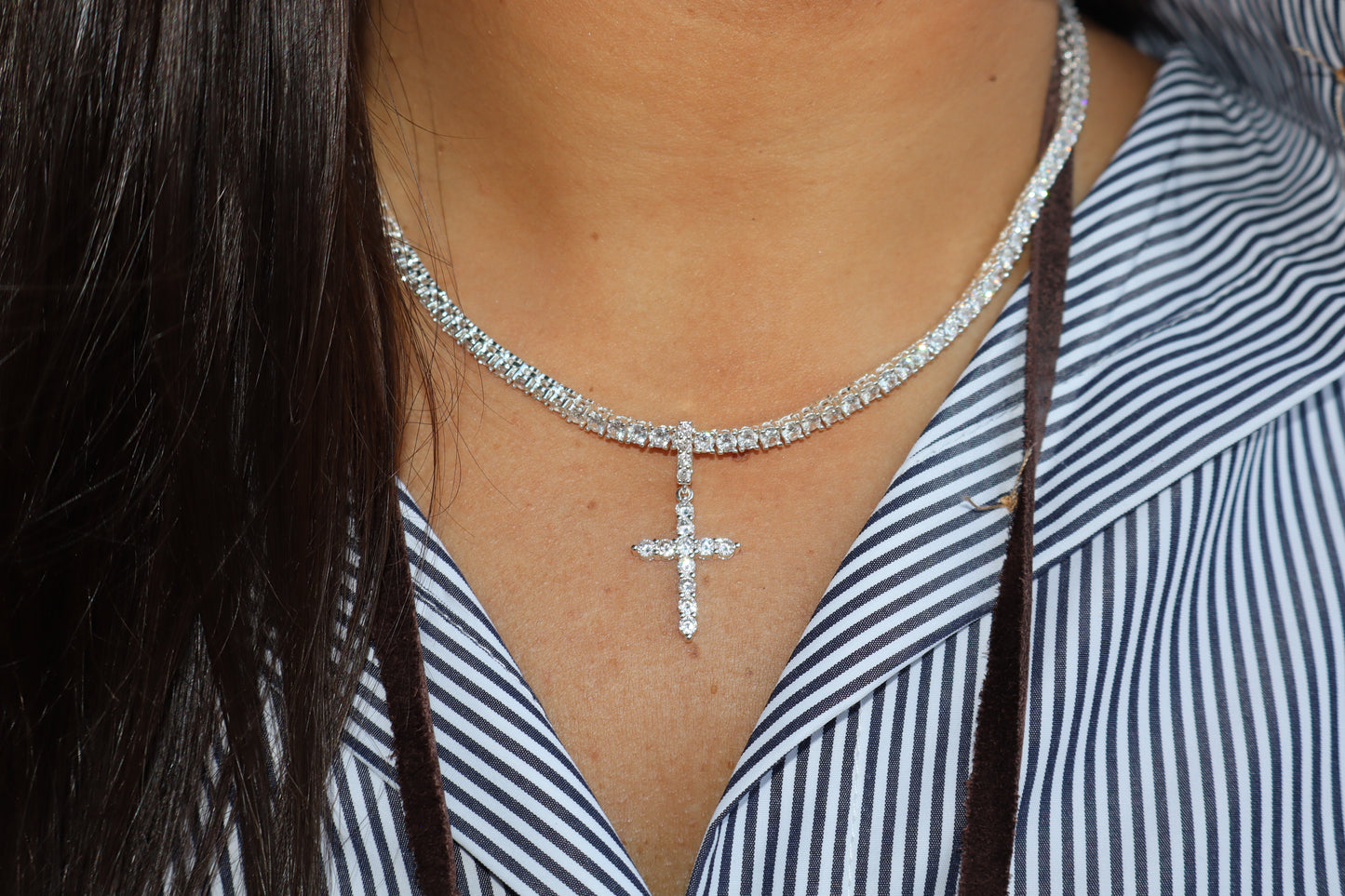 Mini Pavé Cross Pendant - Silver