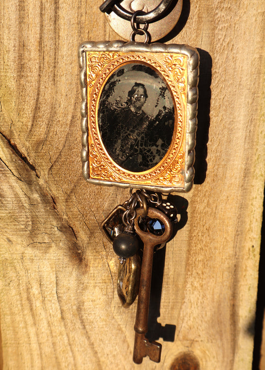 Peepers Creepers Necklace