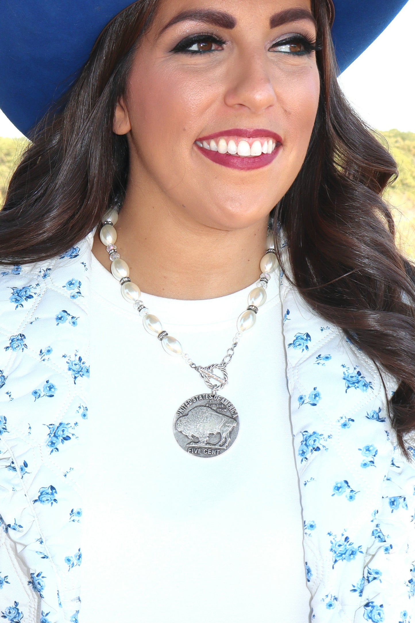 Shiny Toggle Buffalo Nickel Necklace (2-sided) - Ivory